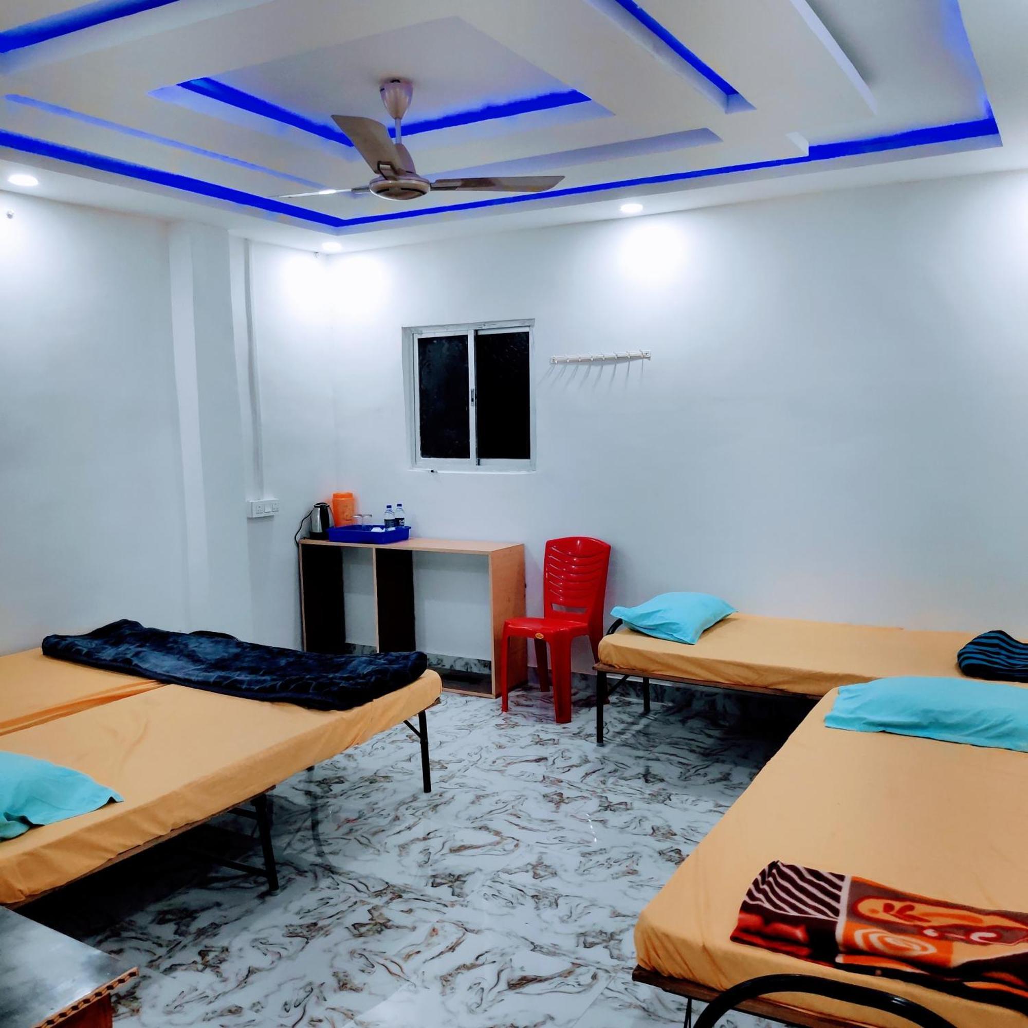 Shree Ram Sia Hotel An Unit Of Shree Ram Sia Trading And Residency Gaya Exterior foto