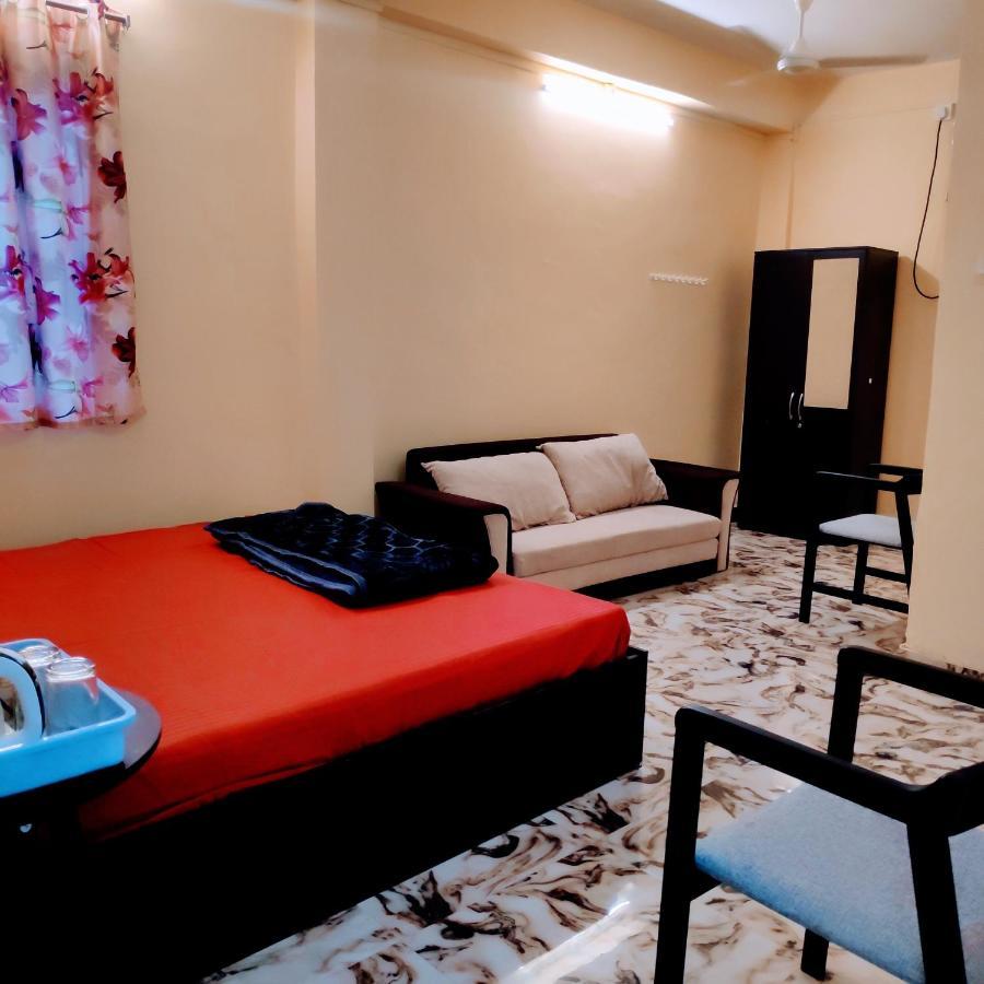 Shree Ram Sia Hotel An Unit Of Shree Ram Sia Trading And Residency Gaya Exterior foto
