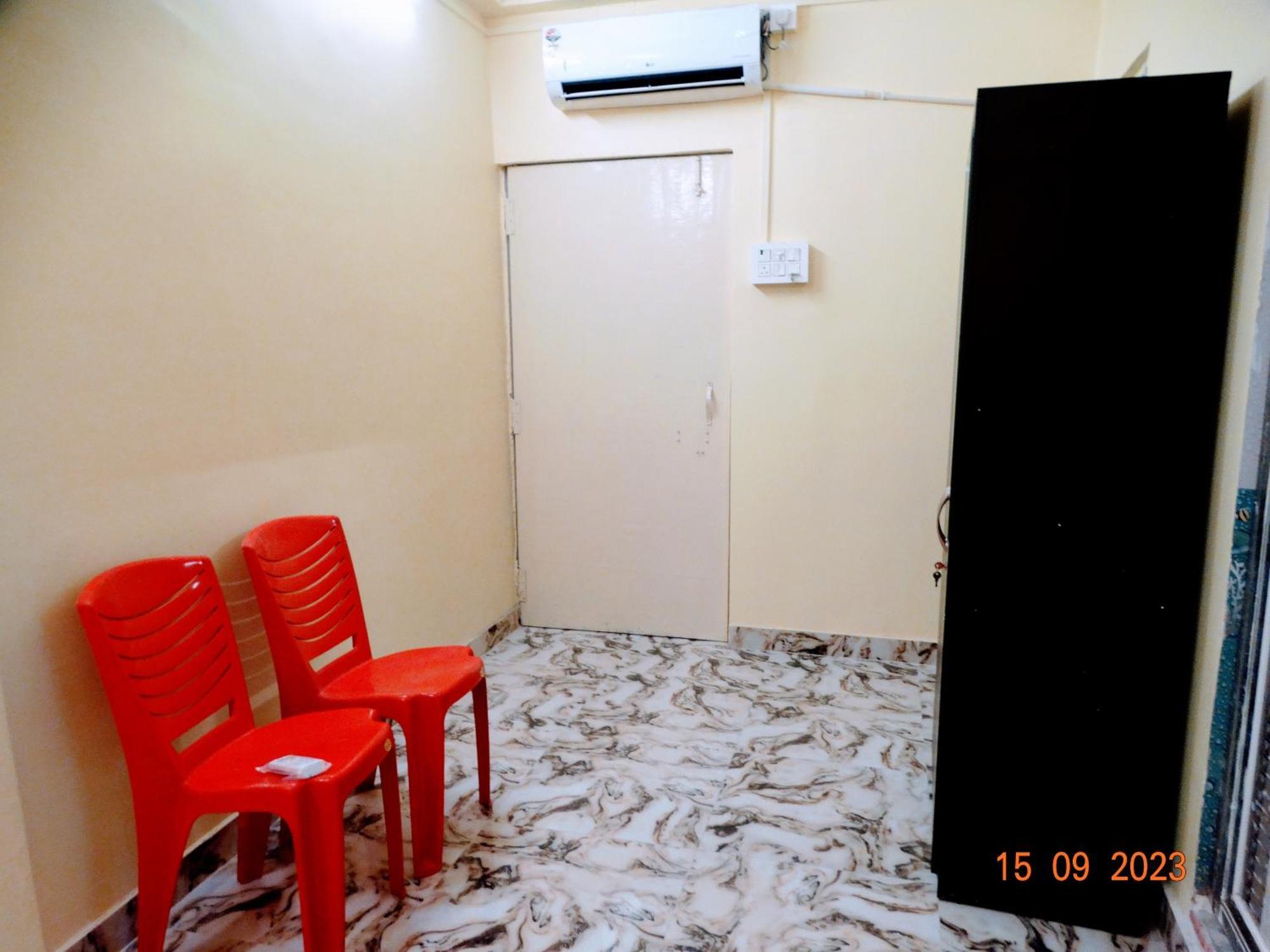Shree Ram Sia Hotel An Unit Of Shree Ram Sia Trading And Residency Gaya Exterior foto